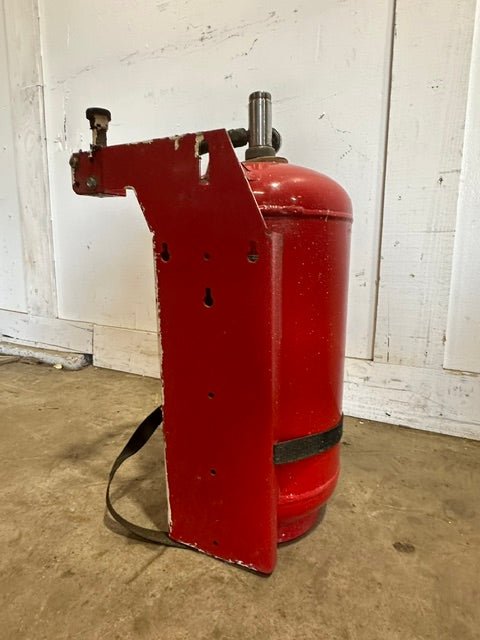 "AMEREX MODEL KP375" 3.75 GALLON WET CHEMICAL FIRE SUPPRESSION SYSTEM - Second Life-Equipment-collection_name