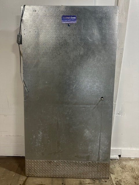 "AMERICAN COOLER" COMMERCIAL 82"x42.5" WALK - IN COOLER/FREEZER DOOR W/KICK PLATE - Second Life - Equipment - collection_name