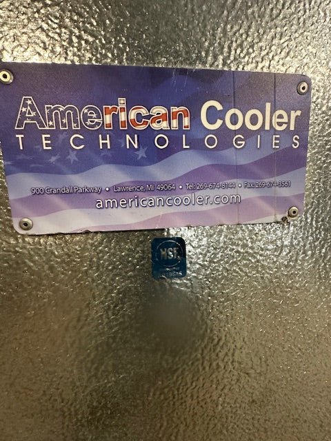 "AMERICAN COOLER" COMMERCIAL 82"x42.5" WALK - IN COOLER/FREEZER DOOR W/KICK PLATE - Second Life - Equipment - collection_name