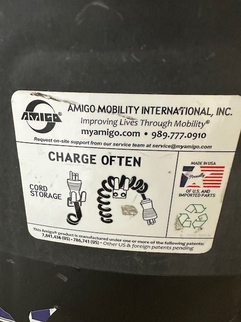 "AMIGO" HANDICAP/SHOPPING CART RECHARABLE 500LB MAX W/ *NEW BATTERY - Second Life - Equipment - collection_name