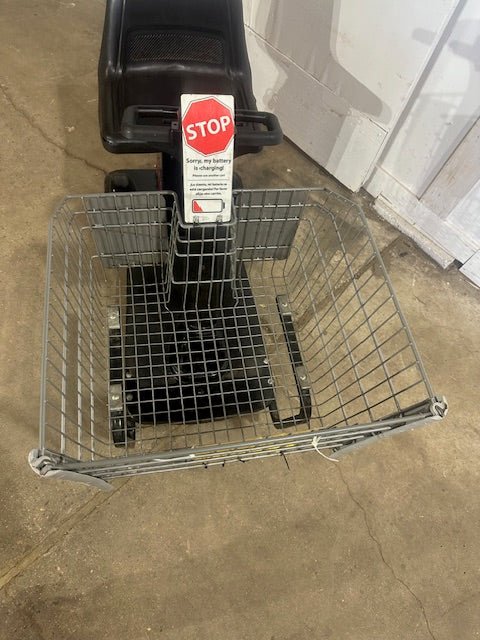"AMIGO VALUE SHOPPER" ELECTRIC MOTORIZED SHOPPING CART/MOBILITY CART 24V DC - Second Life - Equipment - collection_name