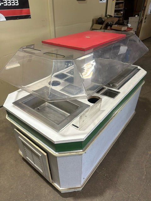 CAMBRO PORTABLE BAR W/ REMOVABLE SPEED RAIL ICE BIN 8 SLOT SHELVING COMPARTMENTS - Bargains R Ours - #collection_name#