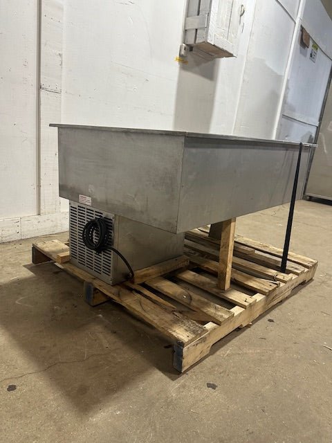 "APW WYOTT CW - 3" Three Pan Drop - In Refrigerated Cold Food Well Unit, 115V, 1PH - Second Life - Equipment - collection_name