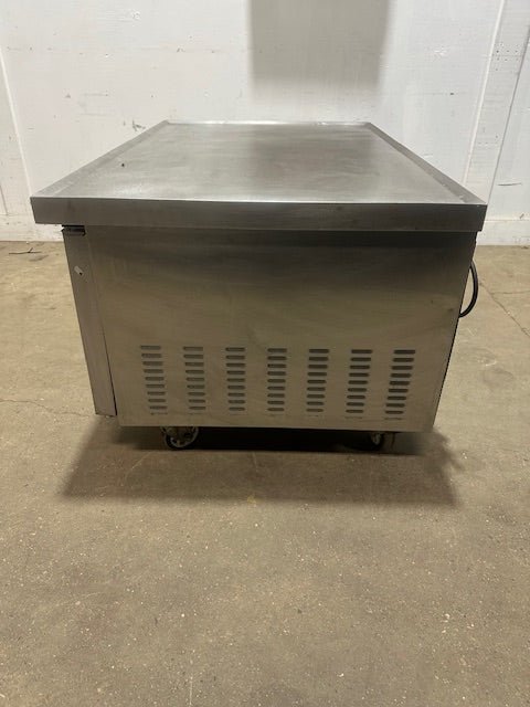 "ARCTIC AIR ARCB48" 50"W REFRIGERATED TWO DRAWER CHEF BASE UNDER COUNTER, 115V - Second Life - Equipment - collection_name