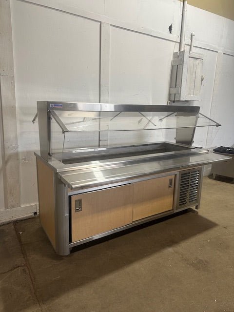 "ATLAS 8LC - 5 - RM - BU"COMMERCIAL REFRIGERATED BUFFET TABLE WITH STORAGE CABINET,1PH - Second Life - Equipment - collection_name