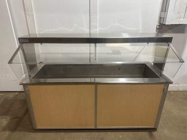 "ATLAS 8LC - 5 - RM - BU"COMMERCIAL REFRIGERATED BUFFET TABLE WITH STORAGE CABINET,1PH - Second Life - Equipment - collection_name
