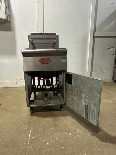 "AVANTCO FF510N"N GAS COMMERCIAL DEEP FRYER W/BASKETS 70 - 100 LBS 150,000BTU - Second Life - Equipment - collection_name