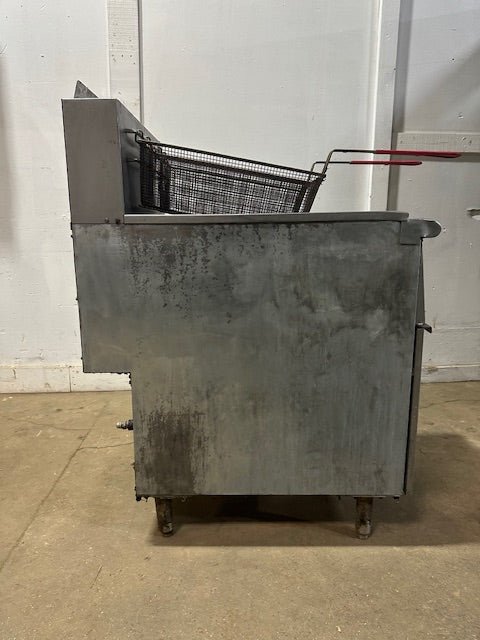 "AVANTCO FF510N"N GAS COMMERCIAL DEEP FRYER W/BASKETS 70 - 100 LBS 150,000BTU - Second Life - Equipment - collection_name