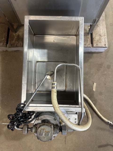 "BAXTER SP155G - M2424" 24x24" N GAS DONUT FRYER WITH OIL CATCH BASIN/PUMP & ARM - Second Life - Equipment - collection_name