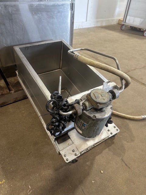 "BAXTER SP155G - M2424" 24x24" N GAS DONUT FRYER WITH OIL CATCH BASIN/PUMP & ARM - Second Life - Equipment - collection_name