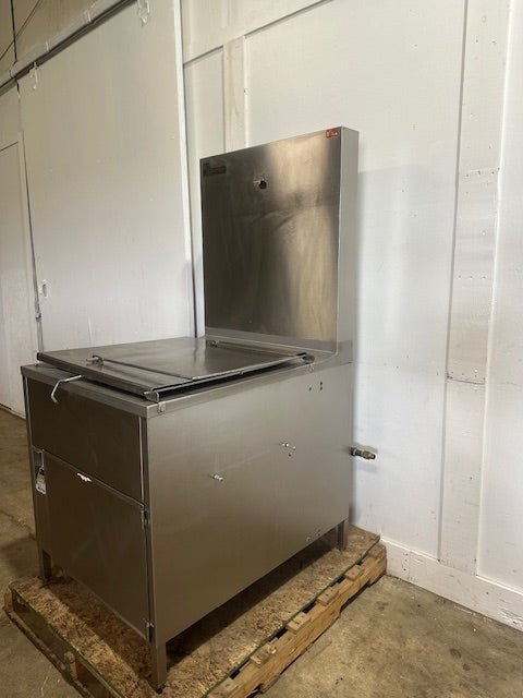 "BAXTER SP155G - M2424"H.D COMMERCIAL 24x24" NATURAL GAS DONUT FRYER W/ 2 RACKS - Second Life - Equipment - collection_name