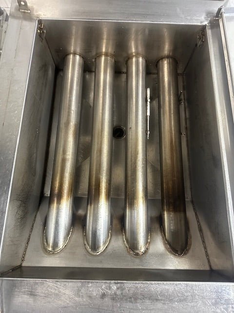 BELSHAW 718 CG DONUT FRYER NAT GAS 44,000 BTU W/ 18" x 26" FRYING AREA INCLUDES ONE SCREEN AND GAS HOSE - Second Life - Equipment - collection_name