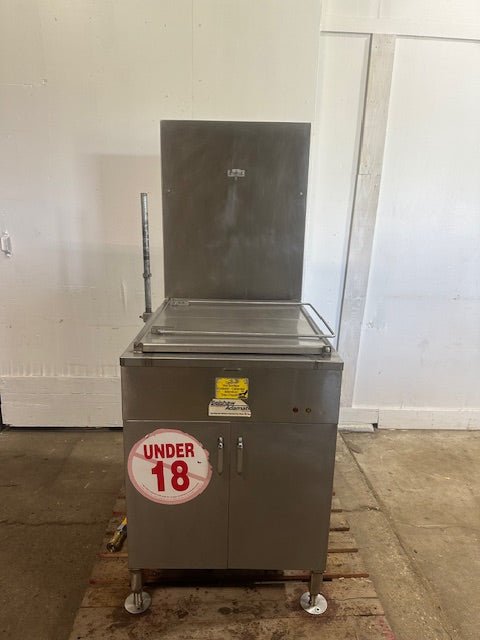 BELSHAW 718 CG DONUT FRYER NAT GAS 44,000 BTU W/ 18" x 26" FRYING AREA INCLUDES ONE SCREEN AND GAS HOSE - Second Life - Equipment - collection_name