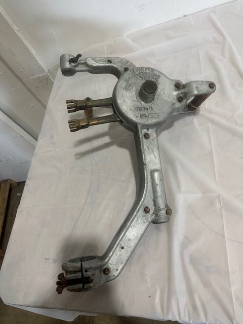 BELSHAW OEM TYPE B DONUT DROPPER FOR TILT - UP ARM ASSEMBLY - Second Life - Equipment - collection_name