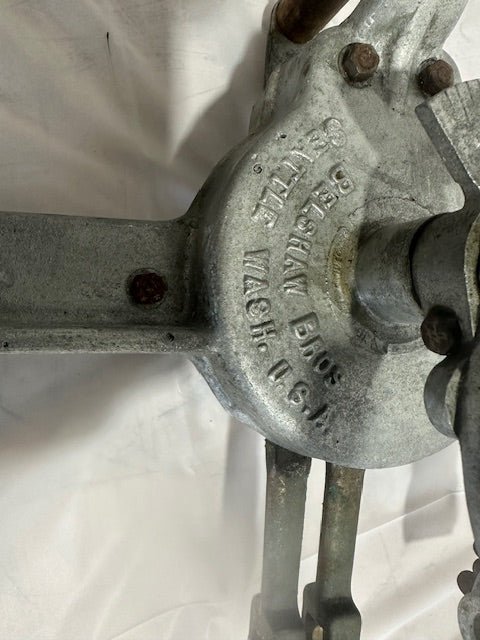 BELSHAW OEM TYPE B DONUT DROPPER FOR TILT - UP ARM ASSEMBLY - Second Life - Equipment - collection_name
