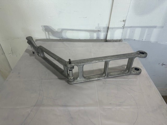 BELSHAW OEM TYPE B & F TILT - UP ARM ASSEMBLY WITH STRAIGHT ARM FOR DONUT DROPPER - Second Life - Equipment - collection_name