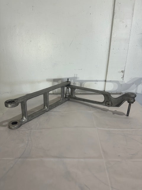 BELSHAW OEM TYPE B & F TILT - UP ARM ASSEMBLY WITH STRAIGHT ARM FOR DONUT DROPPER - Second Life - Equipment - collection_name