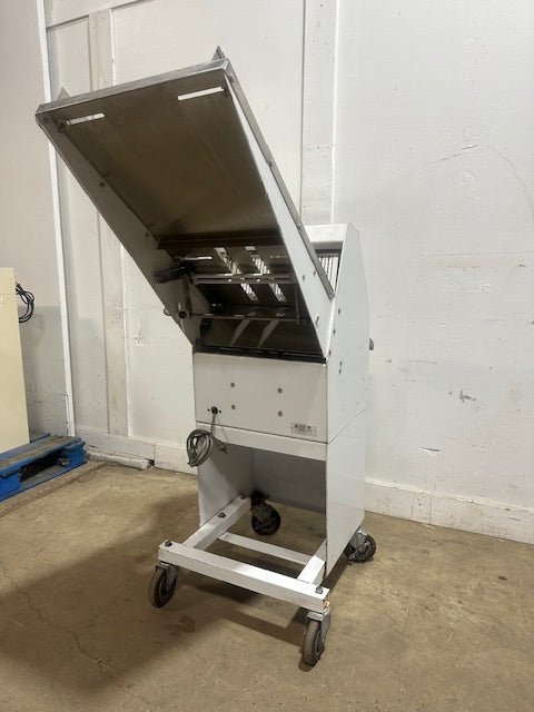 BERKEL INCOR GMB 1/2 H.D COMMERCIAL ELECTRIC 1/2" BREAD SLICER, 1PH 1/2 hp motor - Second Life - Equipment - collection_name