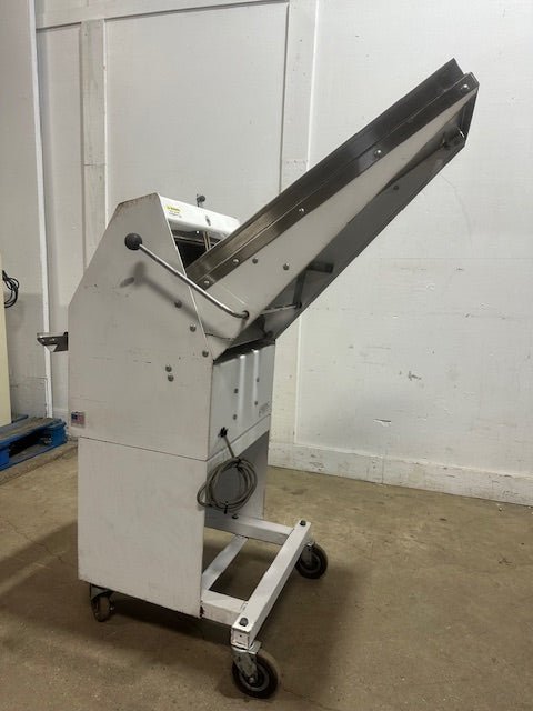 BERKEL INCOR GMB 1/2 H.D COMMERCIAL ELECTRIC 1/2" BREAD SLICER, 1PH 1/2 hp motor - Second Life - Equipment - collection_name