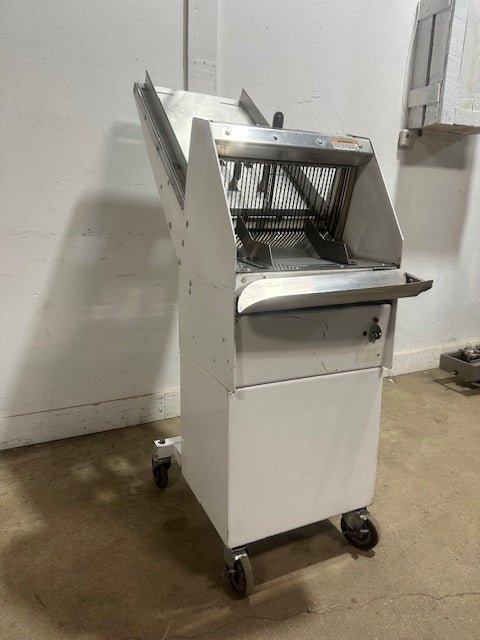 BERKEL INCOR GMB 1/2 H.D COMMERCIAL ELECTRIC 1/2" BREAD SLICER, 1PH 1/2 hp motor - Second Life - Equipment - collection_name