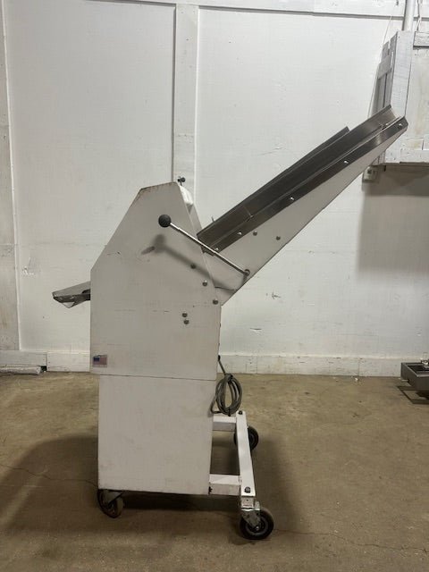 BERKEL INCOR GMB 1/2 H.D COMMERCIAL ELECTRIC 1/2" BREAD SLICER, 1PH 1/2 hp motor - Second Life - Equipment - collection_name