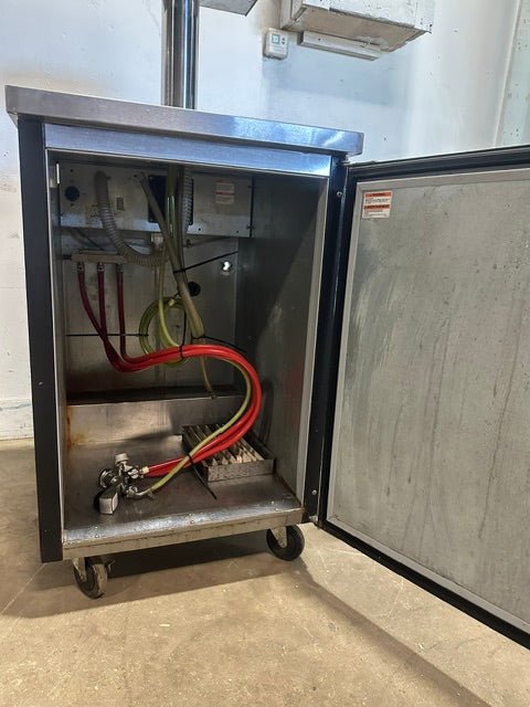 "BEVERAGE-AIR BM23-B-28" COMMERCIAL KEGERATOR BEER DISPENSER/COOLER, 115V 1PH - Second Life-Equipment-#collection_name#