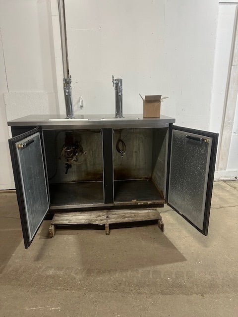 "BEVERAGE - AIR DD58R" COMMERCIAL REMOTE UNIT BEER DISPENSER/COOLER, 115V 1PH - Second Life - Equipment - collection_name