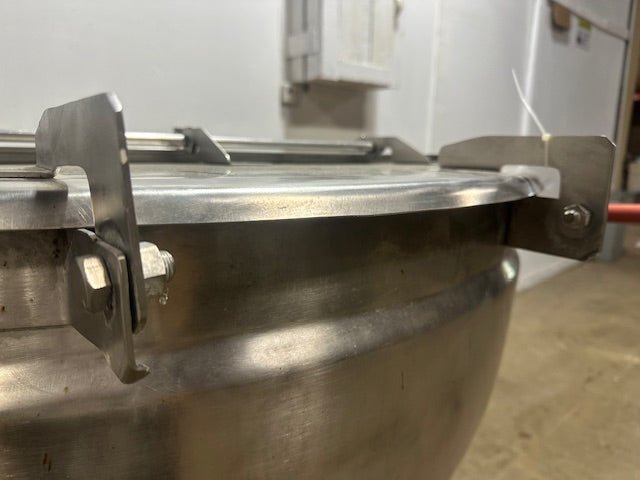 "B.H HUBBERT SON" SFHT100 H.D COMMERCIAL 100 GALLON DIRECT STEAM KETTLE - Second Life - Equipment - collection_name