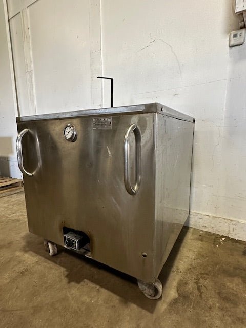 BHARAT OVERSEAS NATURAL GAS COMMERCIAL TANDOOR/CLAY OVEN w/ NEW BURNER - Second Life - Equipment - collection_name