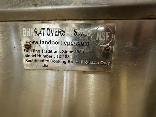 BHARAT OVERSEAS NATURAL GAS COMMERCIAL TANDOOR/CLAY OVEN w/ NEW BURNER - Second Life - Equipment - collection_name