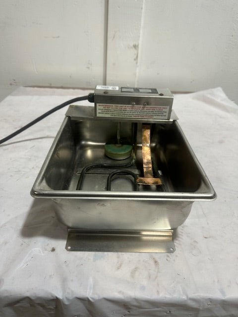"BIRMINGHAM MANUFACTURE" MODEL 810114 CONDENSATE EVAPORATION PAN, 120V, 1000W - Second Life - Equipment - collection_name