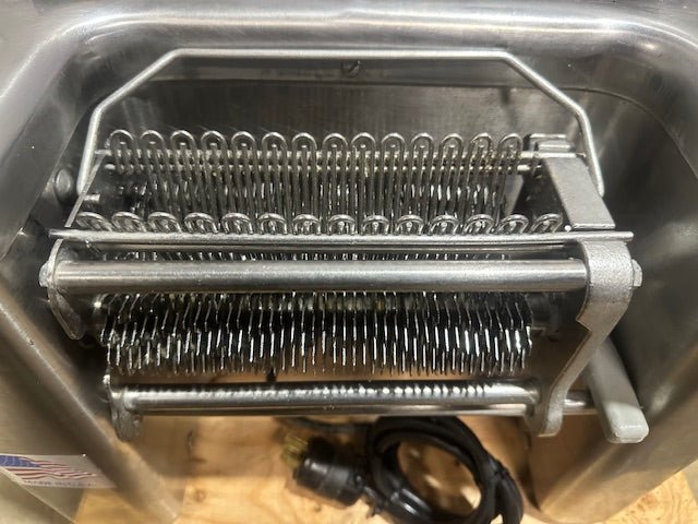 Biro Sir steak pro - 9 115V Commercial Electric countertop meat tenderizer machine - Second Life - Equipment - collection_name