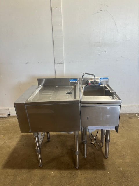 "BK RESOURCES 18 - 18S"UNDERCOUNTER ALL S.S DRAINBOARD & SINK W/ NAPKIN DISPENSER H/C FAUCET - Second Life - Equipment - collection_name