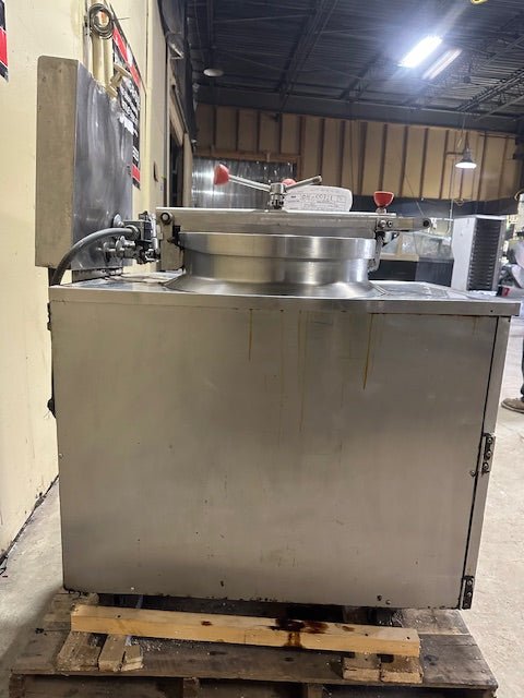 BKI HEAVY DUTY COMMERCIAL STAINLESS STEEL ELECTRIC DEEP WELL PRESSURE FRYER WITH THERMOSTAT ON CASTERS SERIES A - Bargains R Ours - #collection_name#