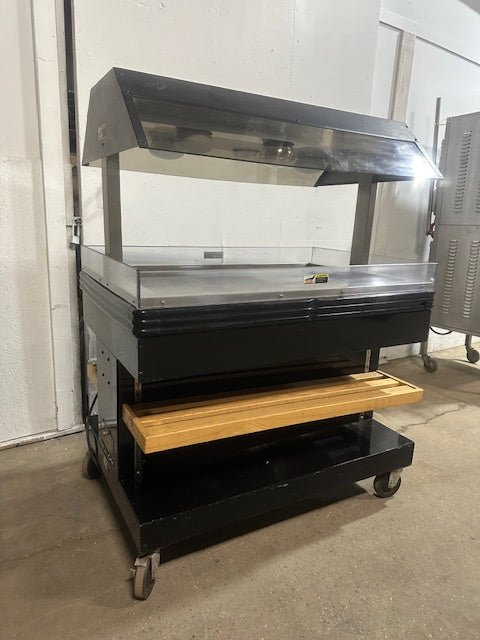 "BKI MM - 4" HEATED LIGHTED HOT FOOD/ ROTISSERIE DISPLAY MERCHANDISER 120V, 1PH - Second Life - Equipment - collection_name