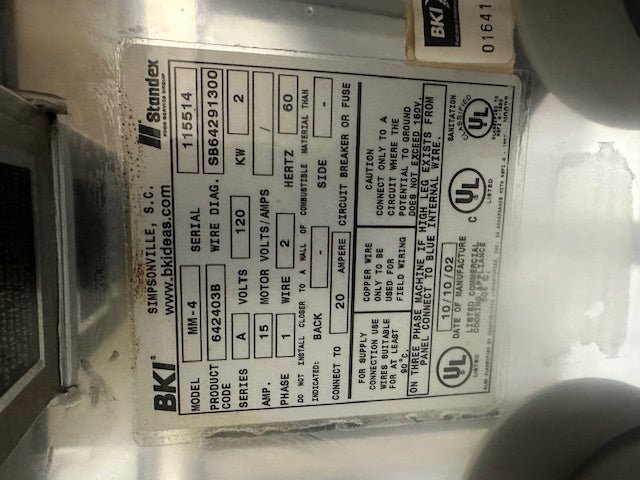 "BKI MM - 4" HEATED LIGHTED HOT FOOD/ ROTISSERIE DISPLAY MERCHANDISER 120V, 1PH - Second Life - Equipment - collection_name