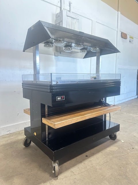 BKI MM - 4 HEATED,LIGHTED HOT FOOD DISPLAY MERCHANDISER W/2 WOODEN SHELF 120V,1PH - Second Life - Equipment - collection_name