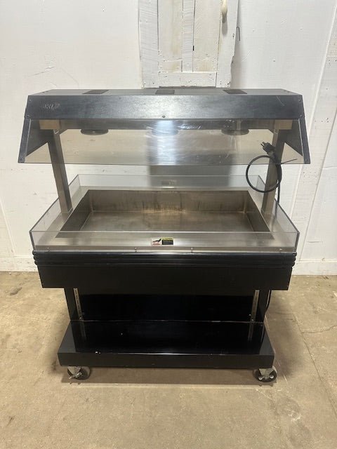 BKI MM - 4 HEATED,LIGHTED HOT FOOD DISPLAY MERCHANDISER W/2 WOODEN SHELF 120V,1PH - Second Life - Equipment - collection_name