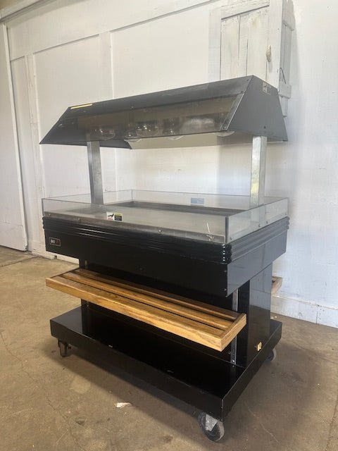 BKI MM - 4 HEATED,LIGHTED HOT FOOD DISPLAY MERCHANDISER W/2 WOODEN SHELF 120V,1PH - Second Life - Equipment - collection_name