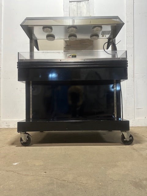 BKI MM - 4 HEATED,LIGHTED HOT FOOD DISPLAY MERCHANDISER W/2 WOODEN SHELF 120V,1PH - Second Life - Equipment - collection_name