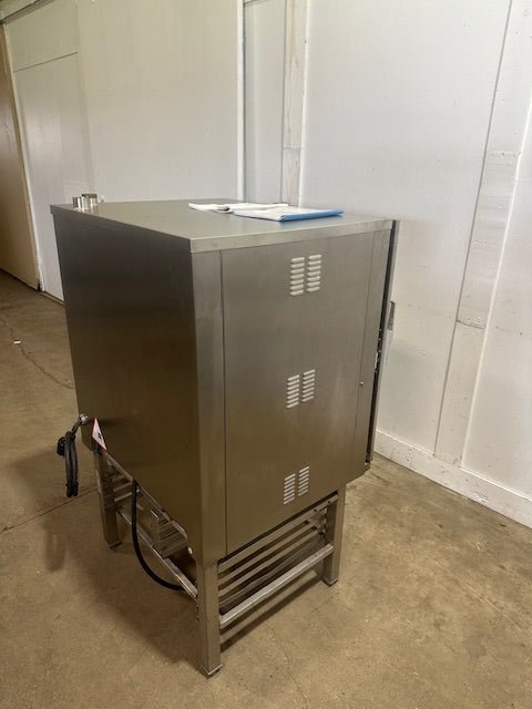 "BKI MODEL 1.10"H.D COMMERCIAL ELECTRIC 280V,3PH COMBI - OVEN - Second Life - Equipment - collection_name