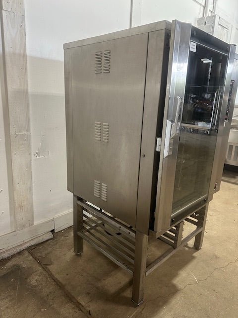 "BKI MODEL 1.10"H.D COMMERCIAL ELECTRIC 280V,3PH COMBI - OVEN - Second Life - Equipment - collection_name