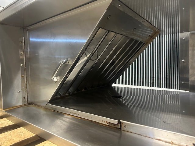 BKI VGG8 STAND ROTISSERIE OVEN WITH VGH8 208 - 240v 1ph VENTLESS EXHAUST SYSTEM - Second Life - Equipment - collection_name