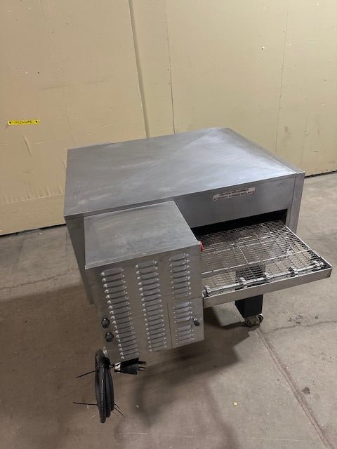 "BLODGETT" ELECTRIC 3 PH SINGLE DECK 21"W CONVEYOR PIZZA OVEN - Bargains R Ours - #collection_name#