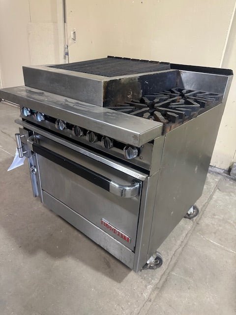 BLODGETT NATURAL GAS 2 BURNER RANGE WITH 21 INCH GRIDDLE AND OVEN - Bargains R Ours - #collection_name#