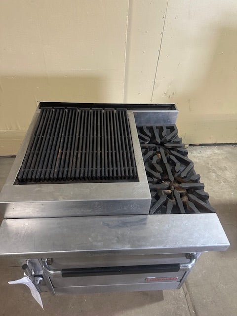 BLODGETT NATURAL GAS 2 BURNER RANGE WITH 21 INCH GRIDDLE AND OVEN - Bargains R Ours - #collection_name#