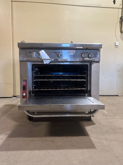 BLODGETT NATURAL GAS GRILL/OVEN 2 BURNER STOVE 4 RACK OVEN 4 TEMPERATURE CONTROL KNOBS - Bargains R Ours - #collection_name#