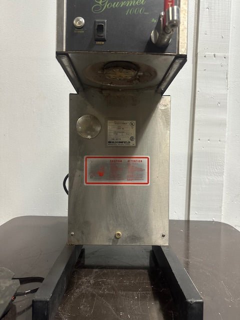 BLOOMFIELD GOURMET 1000 MODEL 8782 POUR OVER AIRPOT BREWER WITH HOT WATER SPIGOT - Second Life - Equipment - collection_name