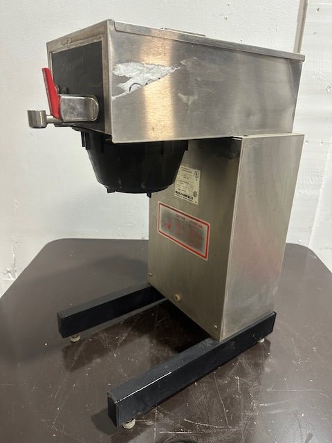 BLOOMFIELD GOURMET 1000 MODEL 8782 POUR OVER AIRPOT BREWER WITH HOT WATER SPIGOT - Second Life - Equipment - collection_name