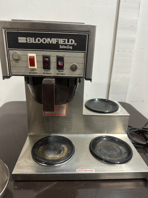 BLOOMFIELD KOFFEE KING MODEL 8571 3 TIERD WARMER WITH BREWER W/ 2 CARAFES - Second Life - Equipment - collection_name